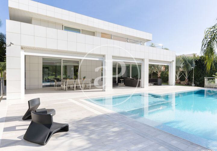 Villa in Betera, Valencia, Betera - € 11,500/month | Ref: AV2606110 - photo 1
