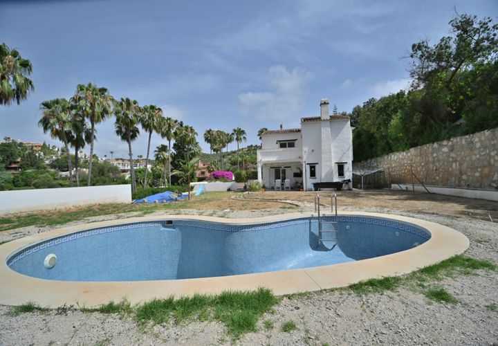 Villa i Calahonda, Malaga, Calahonda - € 850.000 | Ref: ST6348 - foto 1