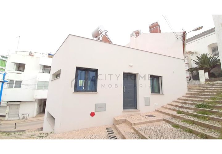 Villa i Albufeira, Faro, Albufeira - € 380.000 | Ref: City-26-29A - foto 1