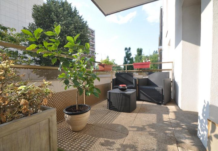 Apartament a Bron, Rhone, Bron - € 975/mes | Ref: 3971 - foto 1