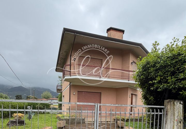 Villa i Pietrasanta, Lucca, Pietrasanta - € 1.000.000 | Ref: 2727 - foto 1