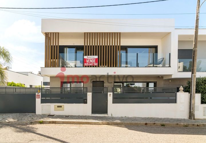 Stadthaus in Amora, Setubal, Amora - € 620.000 | Ref: 2026_010 - Foto 1