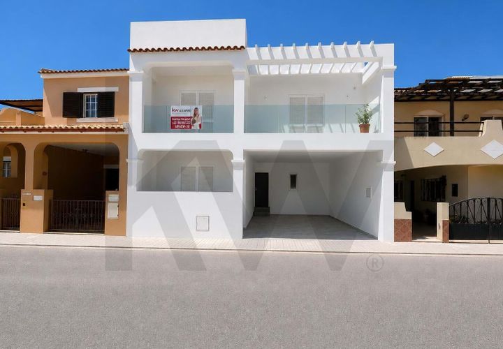 Villa i Alvor, Faro, Alvor - € 550.000 | Ref: KWPT-034648 - foto 1