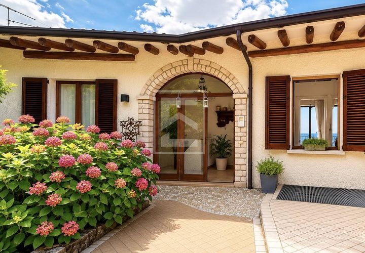 Villa a Salo, Brescia, Salo - € 870.000 | Ref: 33091067-27 - foto 1