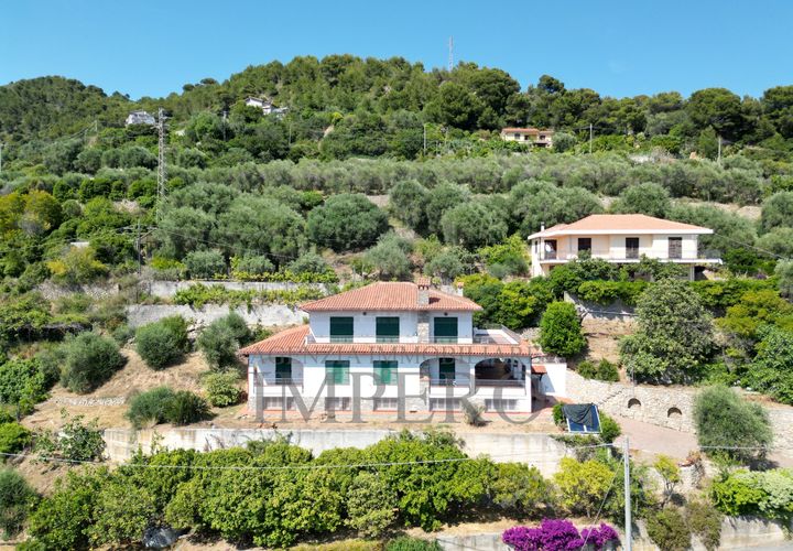 Villa i Ventimiglia, Imperia, Ventimiglia - € 690.000 | Ref: 23964 - foto 1
