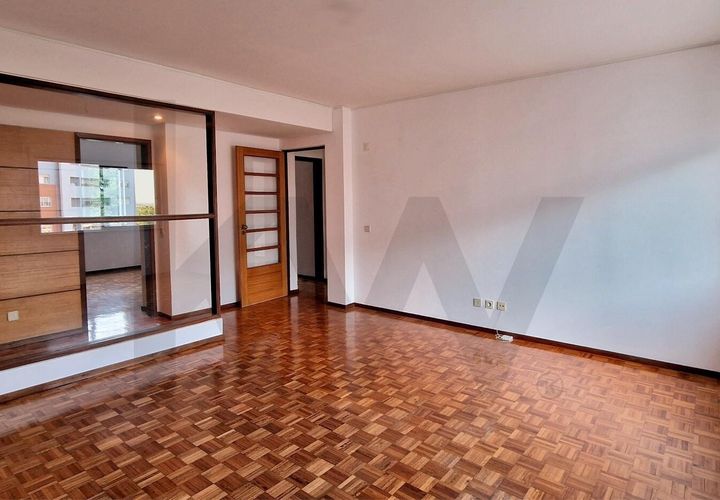 Apartament a Amadora, Lisbon, Amadora - € 1.450/mes | Ref: KWPT-034737 - foto 1