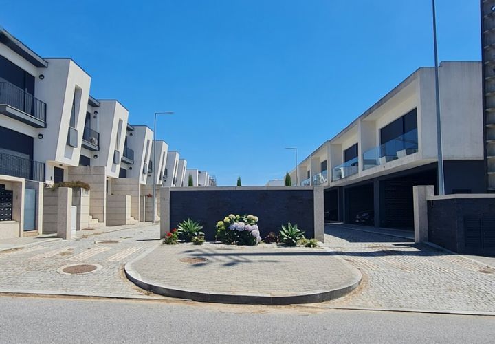 Villa a Esposende, Braga, Esposende - € 450.000 | Ref: SF-SAFTI:008365 - foto 1