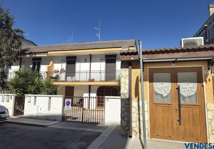 Villa i Adelfia, Bari, Adelfia - € 260 000 | Ref: C302 - foto 1