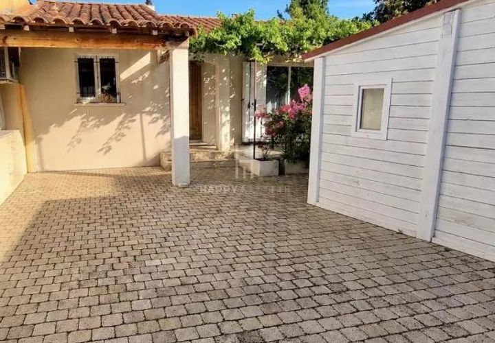Villa a Mouriès, Bouches-du-Rhone, Mouriès - € 299.000 | Ref: 0707 - foto 1