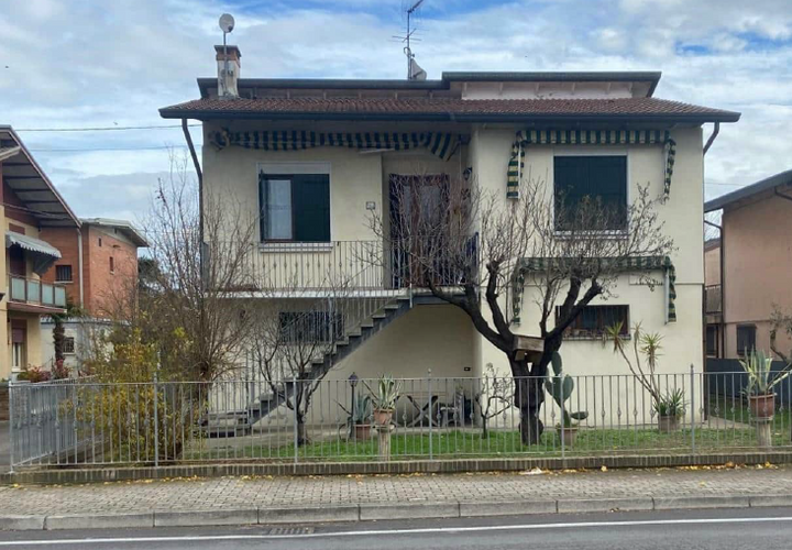 Villa i Campolongo Maggiore, Venice, Campolongo Maggiore - € 102.906 | Ref: A.A. 206-25 - foto 1