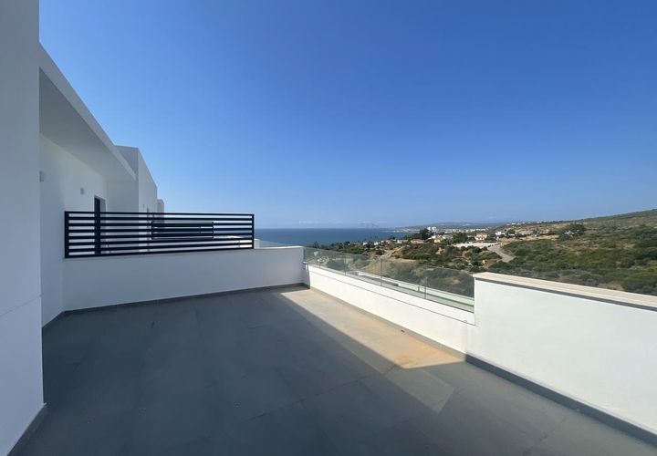 Villa en Manilva, Malaga, Manilva - € 490.000 | Ref: BlueView - photo 1