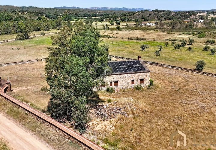 Farm hus i Badajoz, Badajoz, Badajoz - € 250.000 | Ref: ITH4111 - foto 1