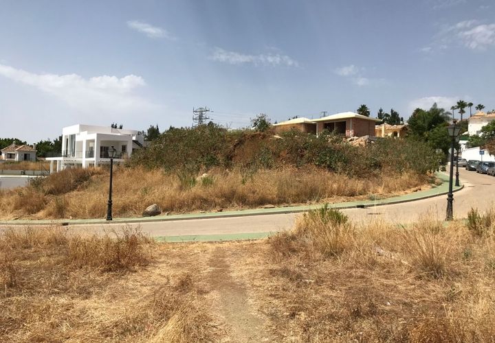 Helårsgrund i Benahavis, Malaga, Benahavis - € 700.000 | Ref: EF-B65271SR - foto 1