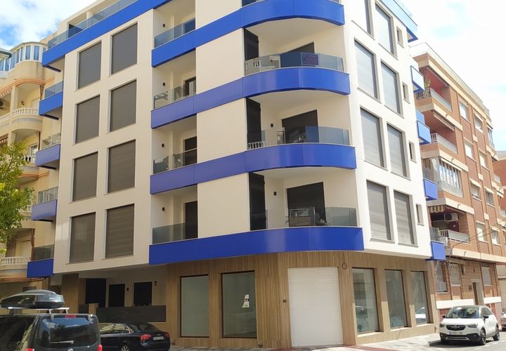 Lejlighed i Torrevieja, Alicante, Torrevieja - € 300.000 | Ref: 741577 - foto 1