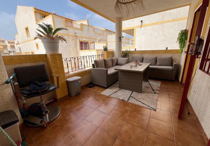 Byhus i Torrevieja, Alicante, Torrevieja - € 189.000 | Ref: 741047 - foto 1