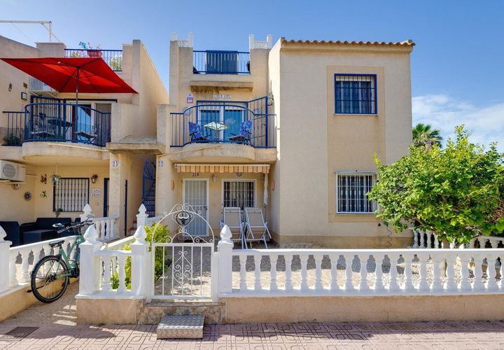 Bungalow i Torrevieja, Alicante, Torrevieja - € 135.000 | Ref: 786787 - foto 1