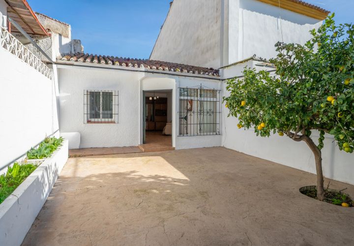 Finca a Marbella, Malaga, Marbella - € 425.000 | Ref: EF-RR2568-CR - foto 1