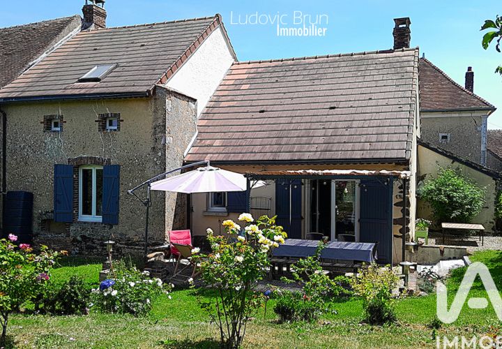 Villa a Fontaines, Yonne, Fontaines - € 174.000 | Ref: 62620 - foto 1