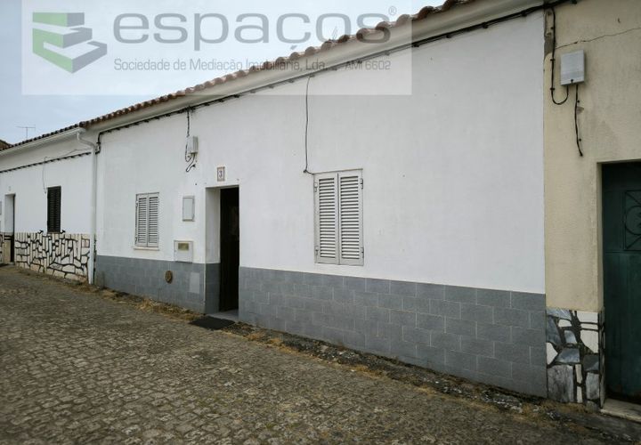 Villa en Castelo Branco, Castelo Branco, Castelo Branco - € 65.000 | Ref: 5584/EG - photo 1