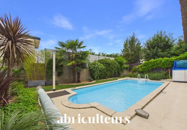 Villa i Yerres, Essonne, Yerres - € 880.000 | Ref: PFVM250631091800 - foto 1