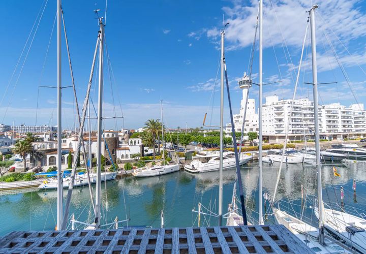 Leilighet i Empuriabrava, Gerona, Empuriabrava - € 430 000 | Ref: 111866 - foto 1