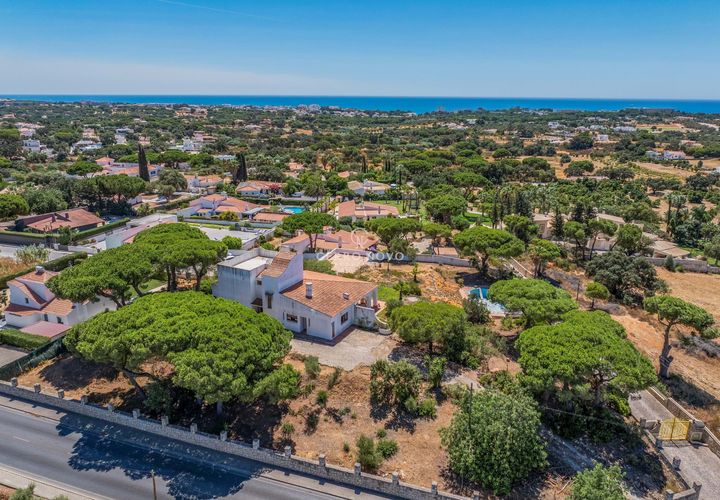 Villa i Albufeira, Faro, Albufeira - € 1.075.000 | Ref: CN10564 - foto 1