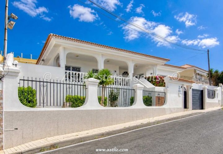 Villa i La Florida, Tenerife, La Florida - € 780.000 | Ref: AAEP1909 - foto 1