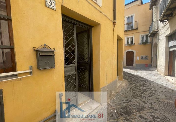Apartament a Benevento, Benevento, Benevento - € 300/mes | Ref: SI243 - foto 1