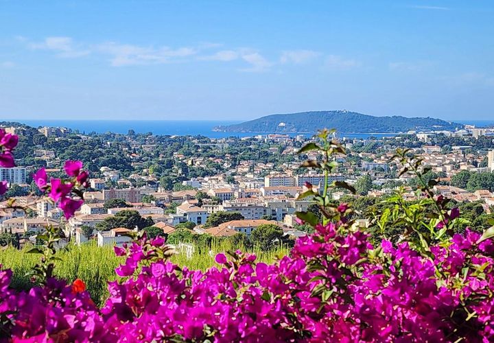Villa a Toulon, Var, Toulon - € 1.050.000 | Ref: DOM33566 - foto 1