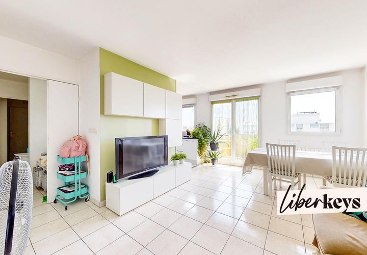Lejlighed i Bondy, Seine-Saint-Denis, Bondy - € 279.000 | Ref: DOM33126 - foto 1