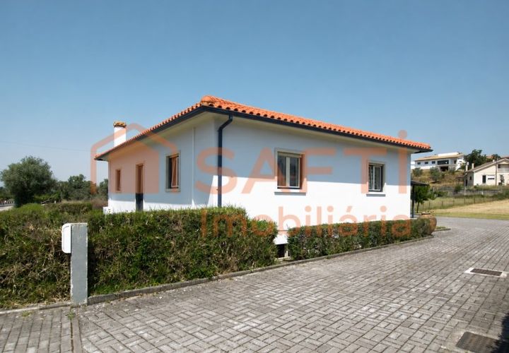 Villa a Colmeias, Leiria, Colmeias - € 299.000 | Ref: SAFTI:007965 - foto 1