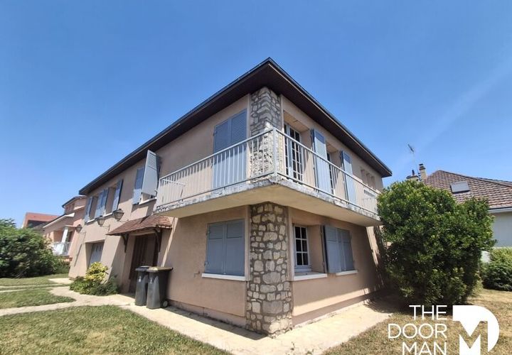 Villa em Chartres, Eure-et-Loir, Chartres - € 230.000 | Ref: 10312 - foto 1