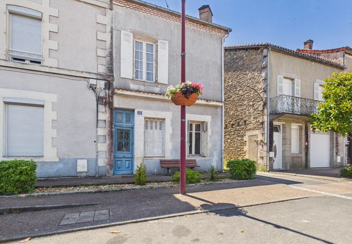 Landsbyhus i Piegut-Pluviers, Dordogne, Piegut-Pluviers - € 48.000 | Ref: BVI83856 - foto 1