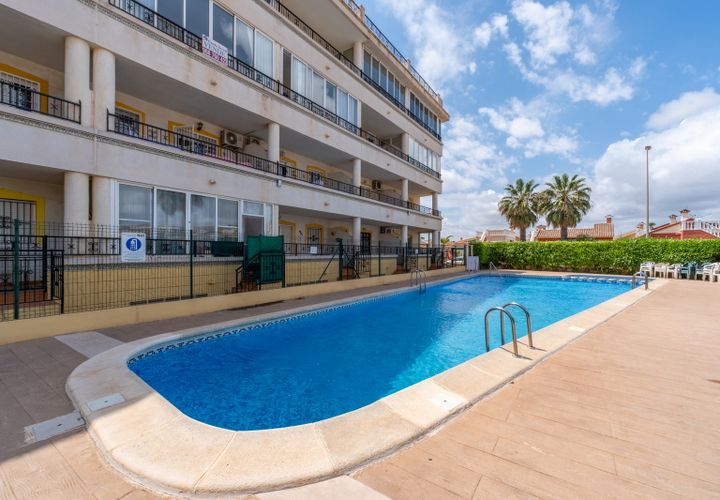 Lejlighed i Playa Flamenca, Alicante, Playa Flamenca - € 194.800 | Ref: HE27660 - foto 1