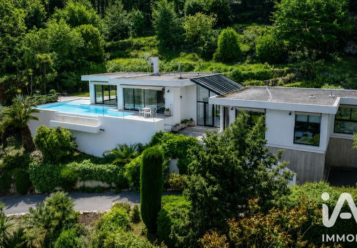Villa i Le Rouret, Alpes-Maritimes, Le Rouret - € 1.250.000 | Ref: 94683 - foto 1