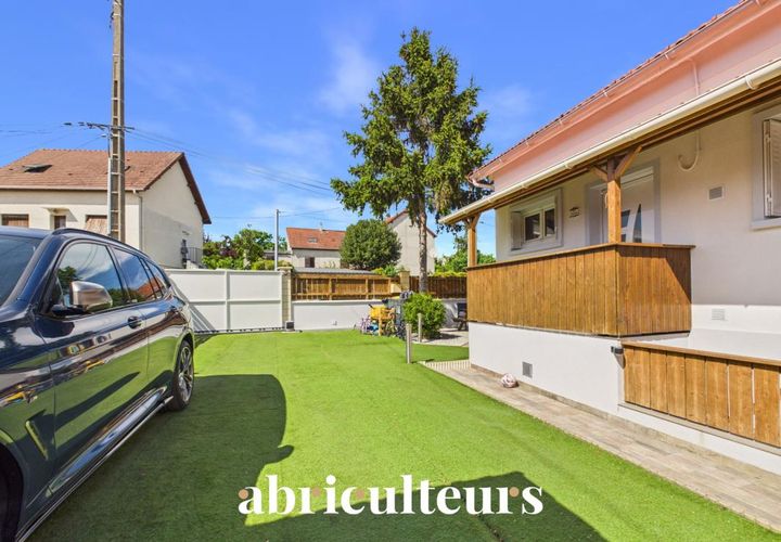 Villa a Bezons, Val-d'Oise, Bezons - € 479.000 | Ref: AHVM260613495870_2 - foto 1