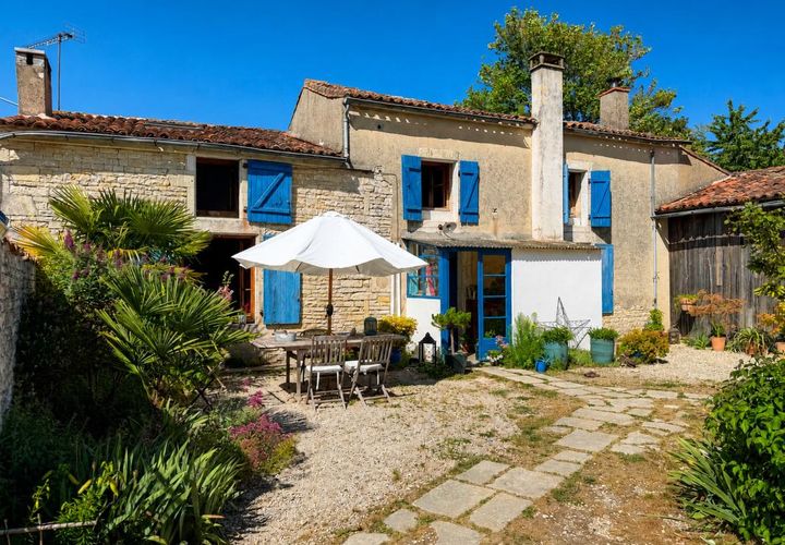Villa en Tusson, Charente, Tusson - € 89.900 | Ref: 245_FLR-0026463 - photo 1