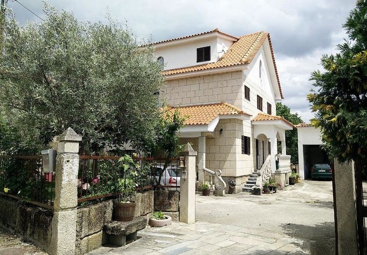 Farm i Chaves, Vila Real, Chaves - € 380.000 | Ref: Frontal/28766 - foto 1