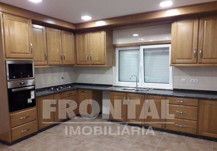 Rækkehus i Mirandela, Braganca, Mirandela - € 270.000 | Ref: L-11/00066 - foto 1