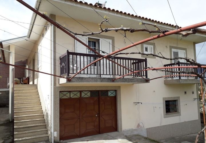 Villa a Mirandela, Braganca, Mirandela - € 180.000 | Ref: L-11/00077 - foto 1