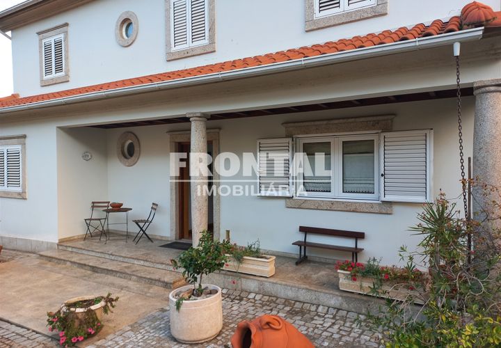 Villa i Mirandela, Braganca, Mirandela - € 750.000 | Ref: Frontal/10196 - foto 1