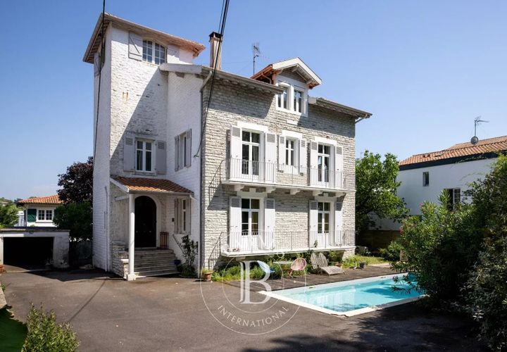 Villa i Bayonne, Pyrenees-Atlantiques, Bayonne - € 1.298.500 | Ref: M1899 - foto 1