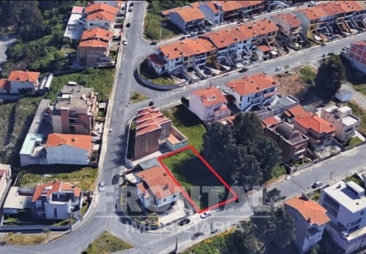 Helårsgrund i Trofa, Porto, Trofa - € 60.000 | Ref: L-08/6827 - foto 1