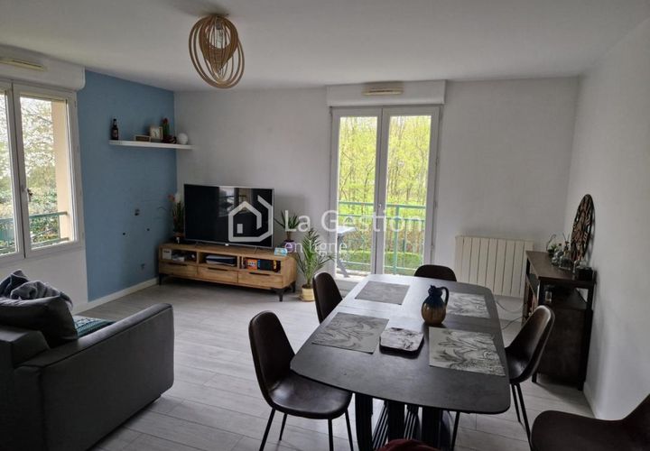 Apartament a Lieusaint, Seine-et-Marne, Lieusaint - € 1.160/mes | Ref: 247929 - foto 1