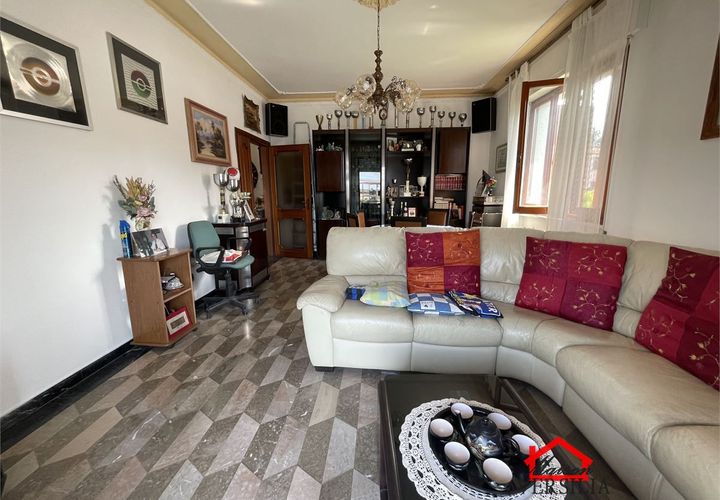 Villa i Carrara, Massa and Carrara, Carrara - € 298.000 | Ref: ZSH-514 - foto 1
