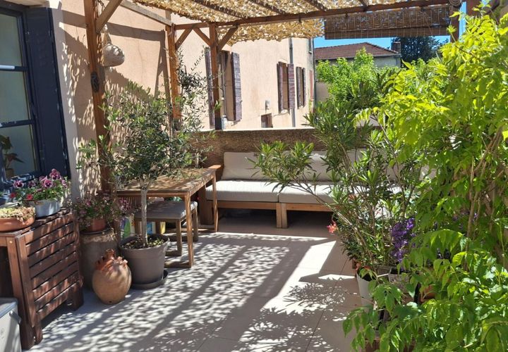 Leilighet i Brignais, Rhone, Brignais - € 435 000 | Ref: 454578TAB - foto 1