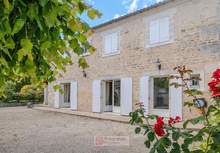 Villa i Hiersac, Charente, Hiersac - € 299.775 | Ref: 450521METP - foto 1