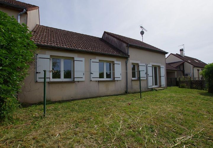 Villa i Adon, Loiret, Adon - € 86.000 | Ref: 448930SEY - foto 1