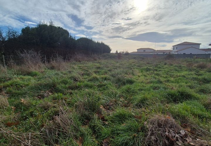 Helårsgrund i Léguevin, Haute-Garonne, Léguevin - € 199.000 | Ref: 432869BESO - foto 1