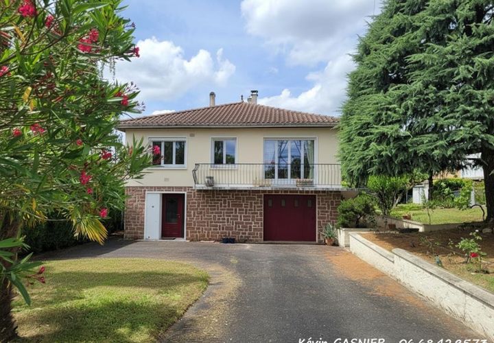 Villa a Linars, Charente, Linars - € 249.500 | Ref: 454065GSK - foto 1